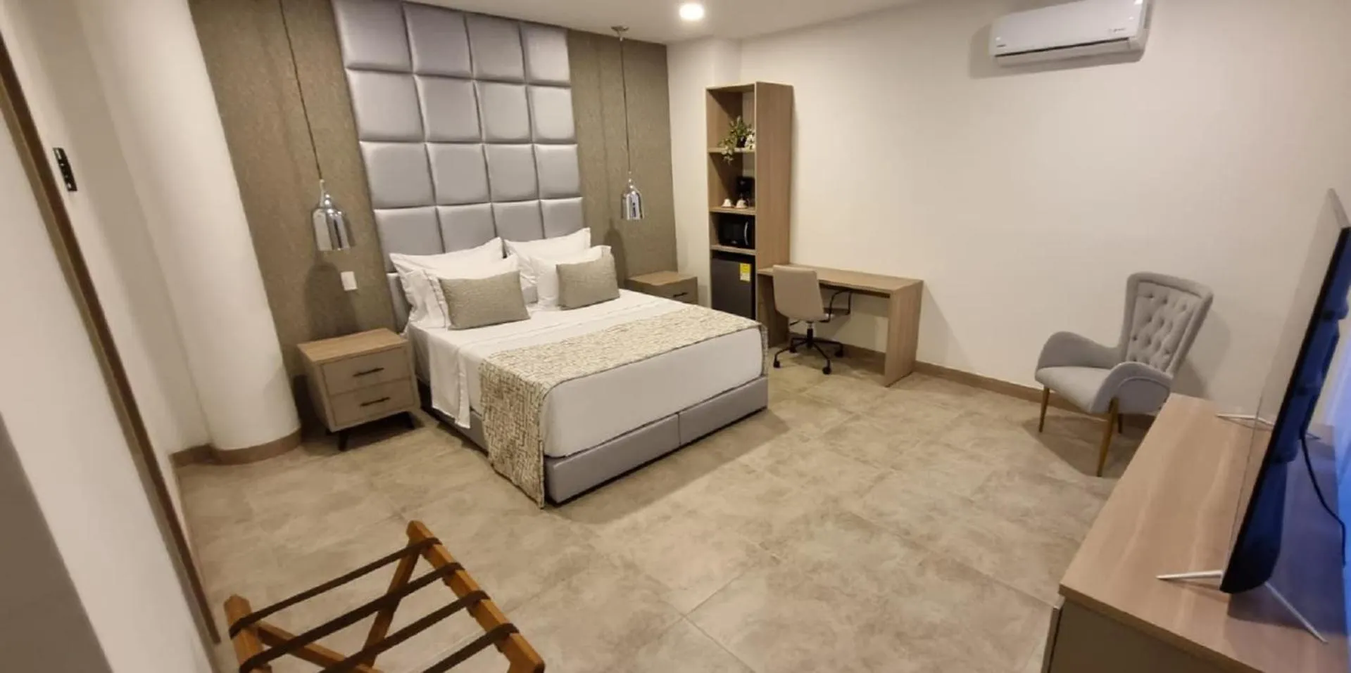 Hotel 45 Park Sabaneta Kolombiya